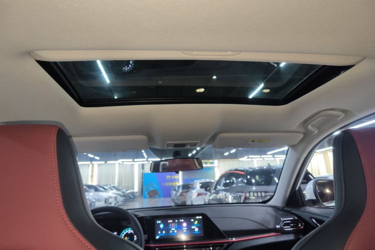 Used Oshan X5 2021 Revised Version 1.5T DCT Luxury Edition
