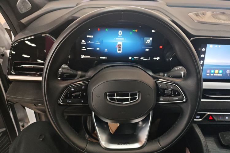 Used Geely Auto Monjaro L 2024 2.0TD High-Power Automatic Two-Wheel Drive Skyline Edition
