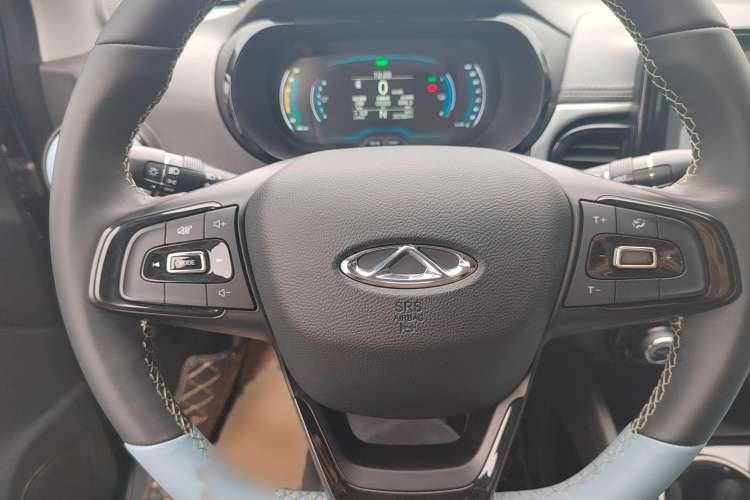 Used Chery Little Ant 2022 Sweet Pink Edition Half-Sugar Version Lithium Iron Phosphate 29.2 kWh 30 kW 301 km
