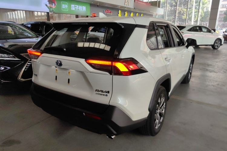 Used Toyota RAV4 2023 Dual-Motor 2.5L E-CVT Two-Wheel Drive Elite Edition
