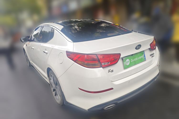 Used Kia K5 2015 2.0L Automatic LUX
