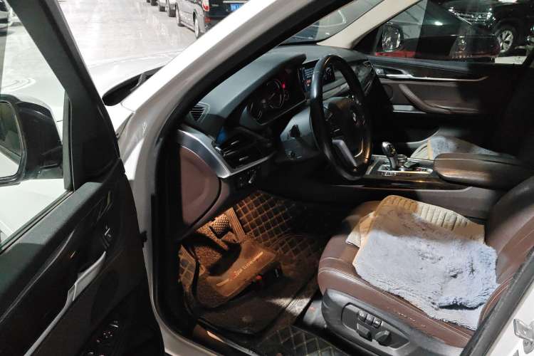 Used BMW X5 2017 xDrive28i