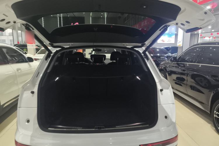 Used Audi Q5L 2023 40T Fashionable and Elegant Version