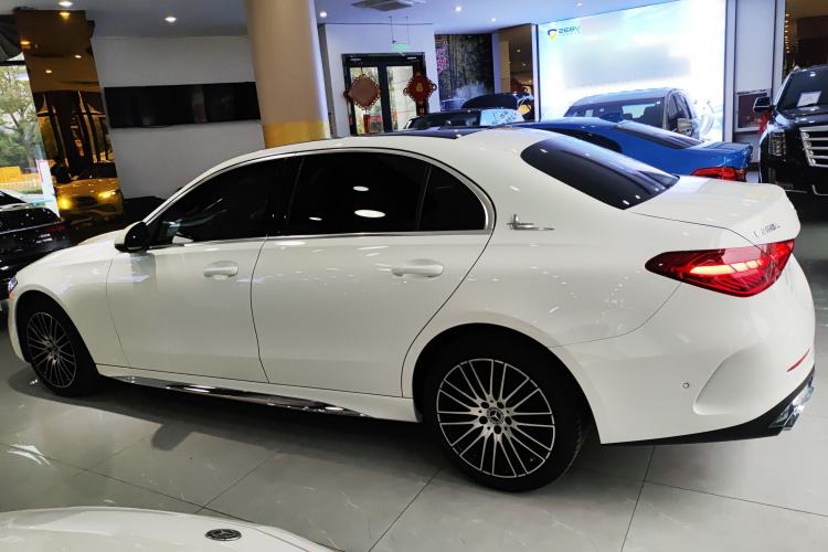 Used Mercedes-Benz C-Class 2024 Second Facelift C 260 L Sport Edition
