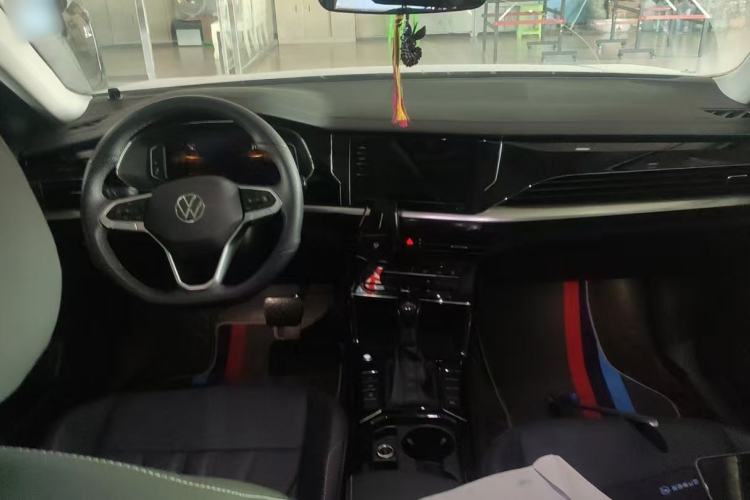 Used Volkswagen Passat 2025 Outstanding Model 330TSI Elite Edition
