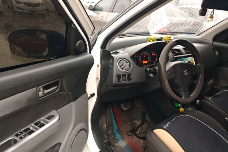 Used Suzuki Swift 2014 1.5L Automatic Fashion Edition