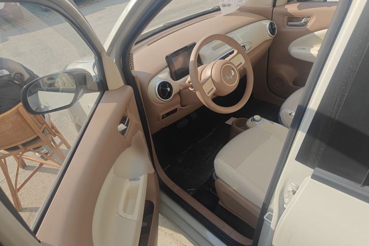 Used Wuling Hongguang MINIEV 2025 Four-Door Version Advanced Edition
