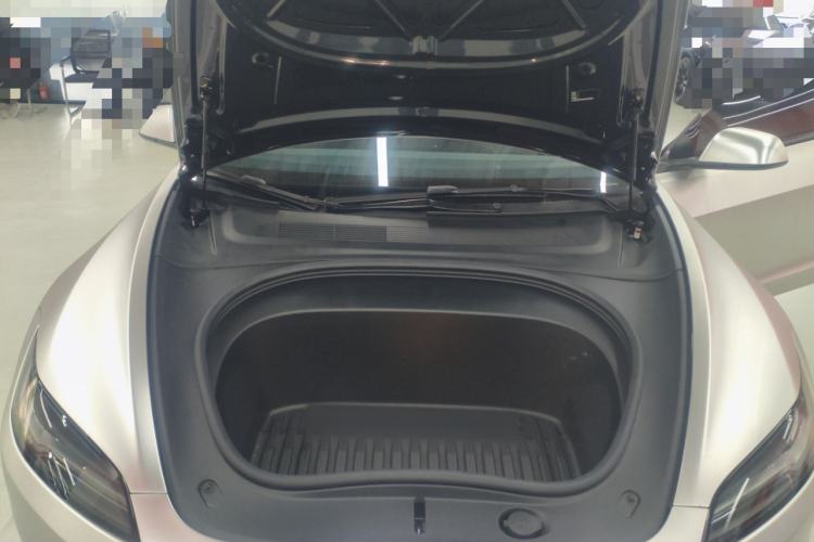 Used Tesla Model 3 2025 Rear-Wheel-Drive Version
