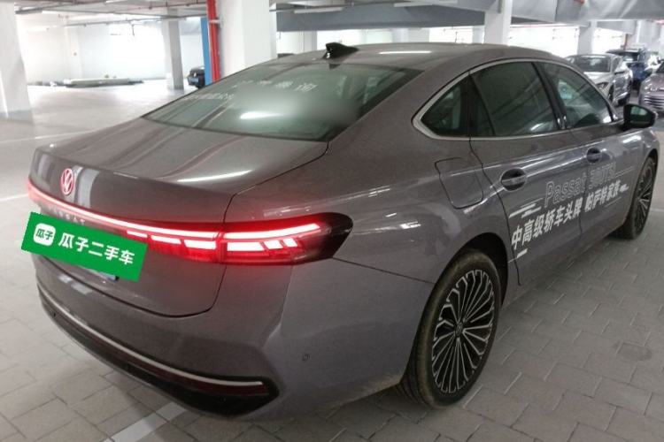 Used Volkswagen Passat 2025 Pro 380TSI Dragon Supreme Edition
