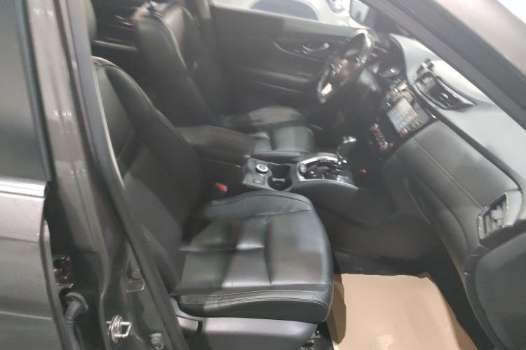 Used Nissan X-Trail 2017 2.5L CVT Luxury Edition 4WD
