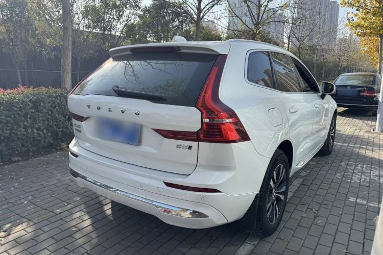 Used Volvo XC60 2023 B5 4x4 Smart Luxury Edition
