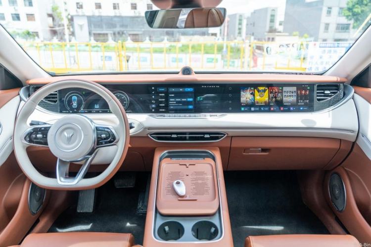 Used VOYAH FREE 2024 Ultra-Long Range Intelligent Driving Version
