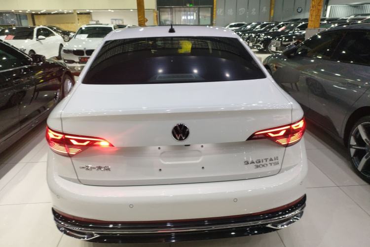 Used Volkswagen Sagitar 2023 300TSI DSG Excellence Edition
