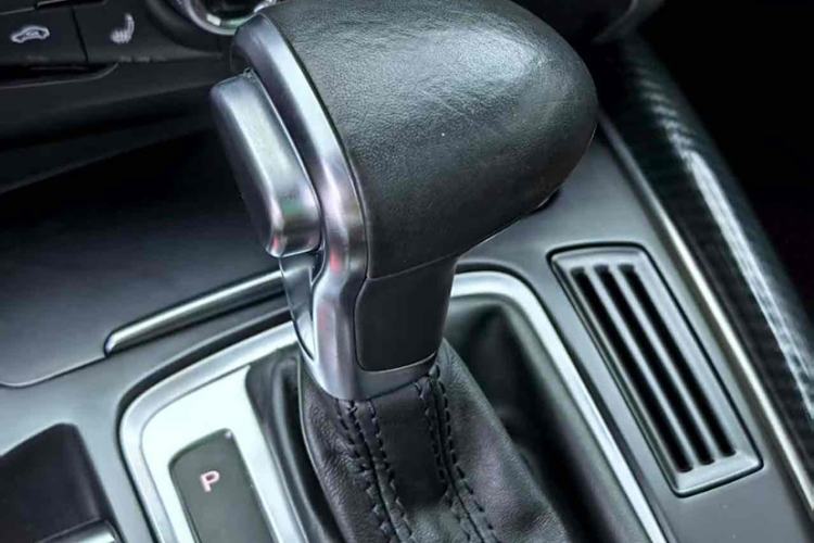 Used Audi Q5 2017 Plus 40 TFSI Ambition Model
