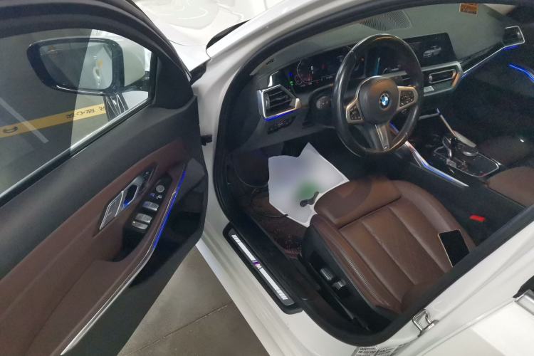 TDK.VehicleDetails.img