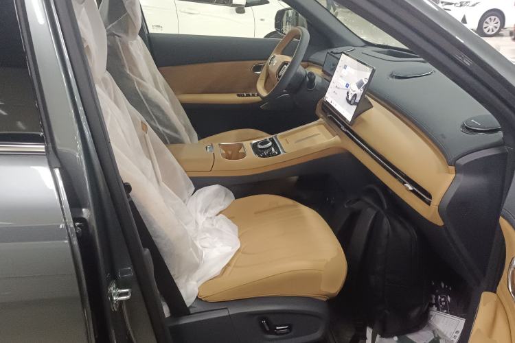 Used Geely Galaxy Galaxy Xingjian 7 EM-i 2025 120km Exploration+ Version
