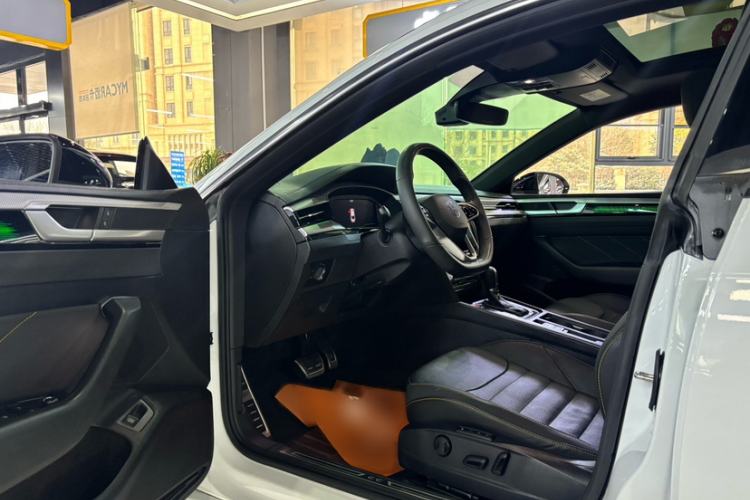 Used Volkswagen FAW-Volkswagen CC 2023 380TSI Striking Edition
