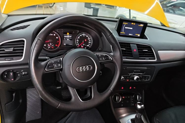 Used Audi Q3 2016 35 TFSI Fashion Model
