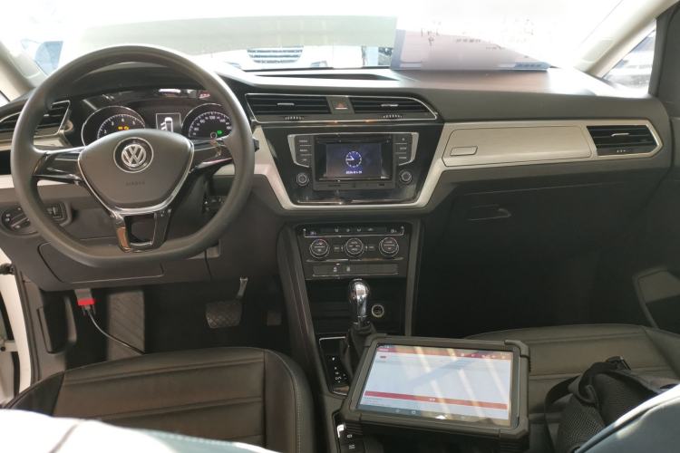 Used Volkswagen Touran 2016 Volkswagen Touran L 280TSI DSG Comfort Edition