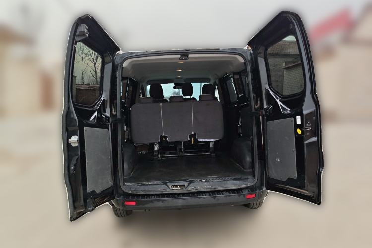 Used Ford Transit 2023 2.0T Diesel Manual Multifunction Commercial Vehicle Short Wheelbase Low Roof 5/6 Seats