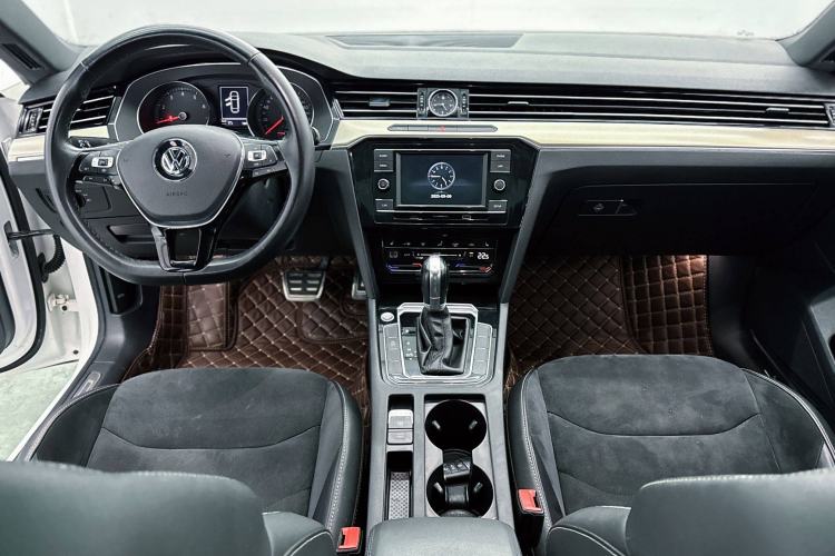 Used Volkswagen FAW-Volkswagen CC 2020 330TSI Huayan Edition China VI Standard
