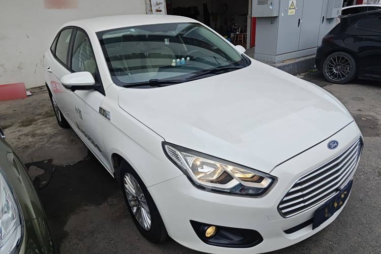 Used Ford Escort 2015 1.5L Automatic Comfort Model
