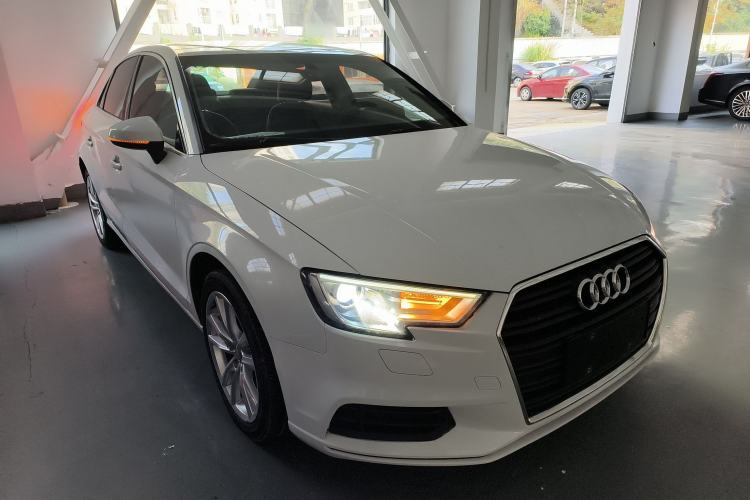 Used Audi A3 2017 Limousine 35 TFSI Ambition Edition
