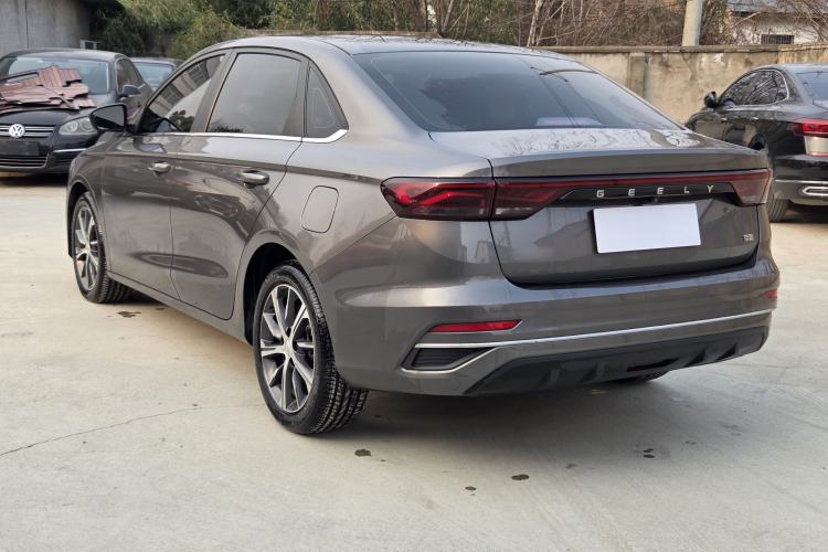 Used Geely Auto Emgrand 2022 4th Generation 1.5L CVT Flagship Model
