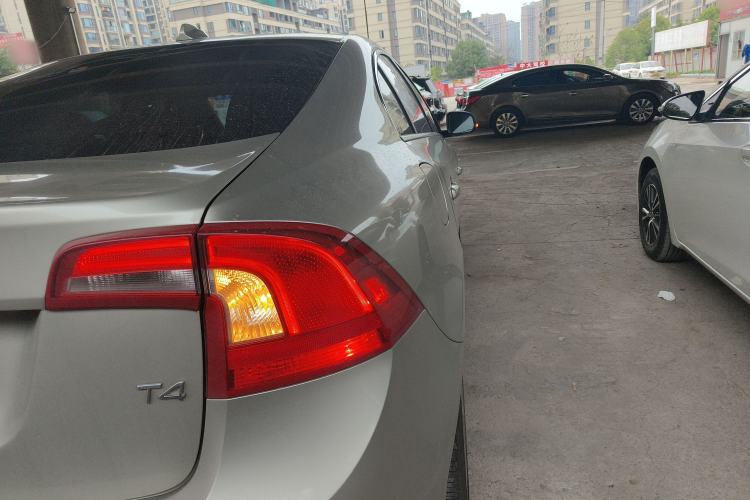 Used Volvo S60 2017 S60L T4 Smart Range Edition