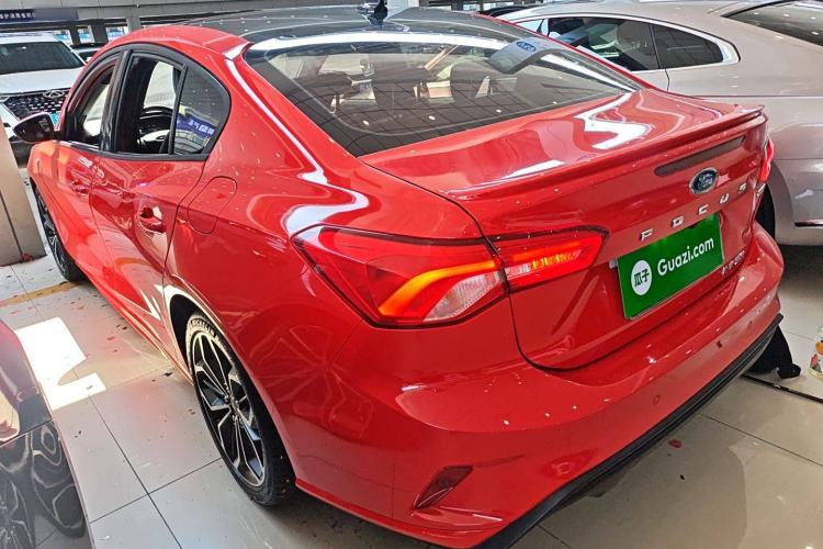 Used Ford Focus 2021 Sedan EcoBoost 180 Automatic ST Line
