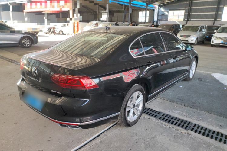 Used Volkswagen Magotan 2025 Zhongxiang Version 280TSI DSG Comfort Edition
