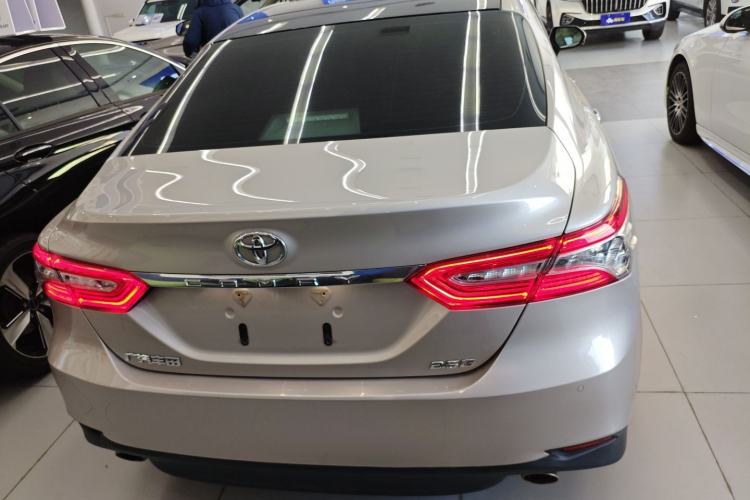 Used Toyota Camry 2019 2.5G Luxury Edition China VI Standard
