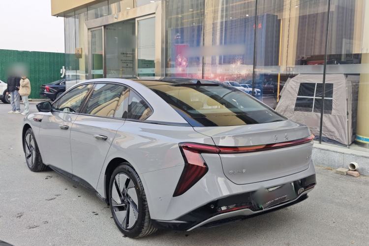 Used Hongqi EH7 2025 640 All-Wheel Drive Smart Selection Edition
