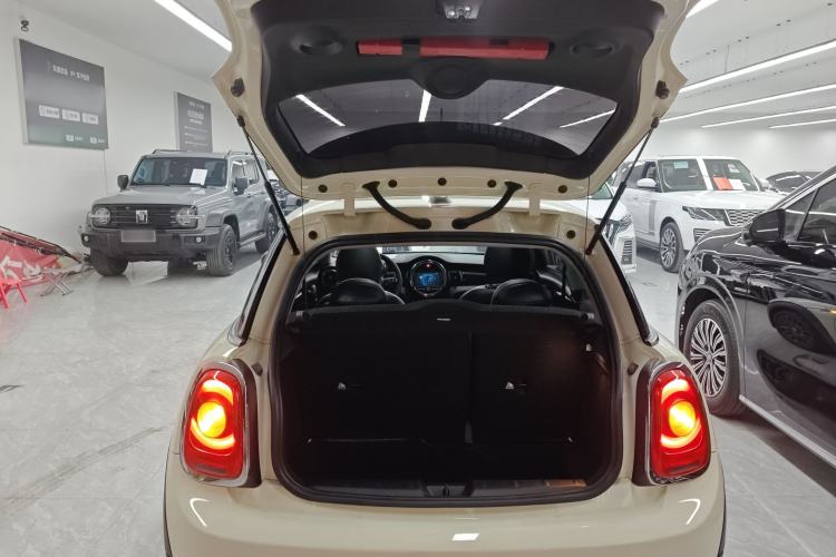 Used  MINI 2019 1.5T ONE PLUS
