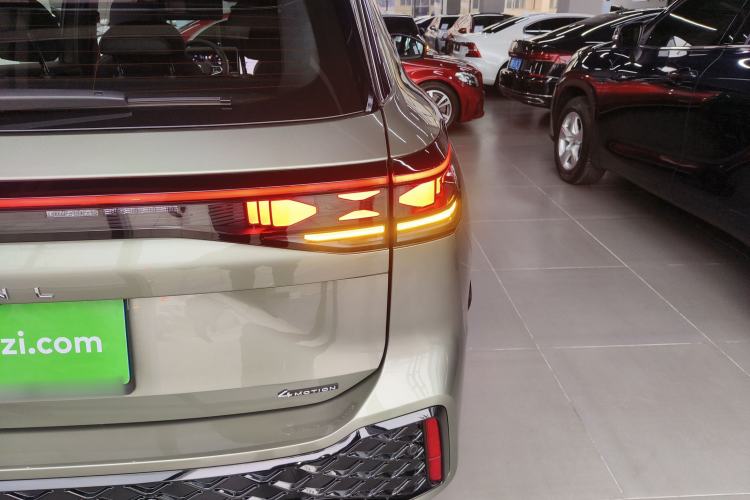 Used Volkswagen Tayron 2025 Tiguan L 380TSI 4Motion Luxury Easy Package
