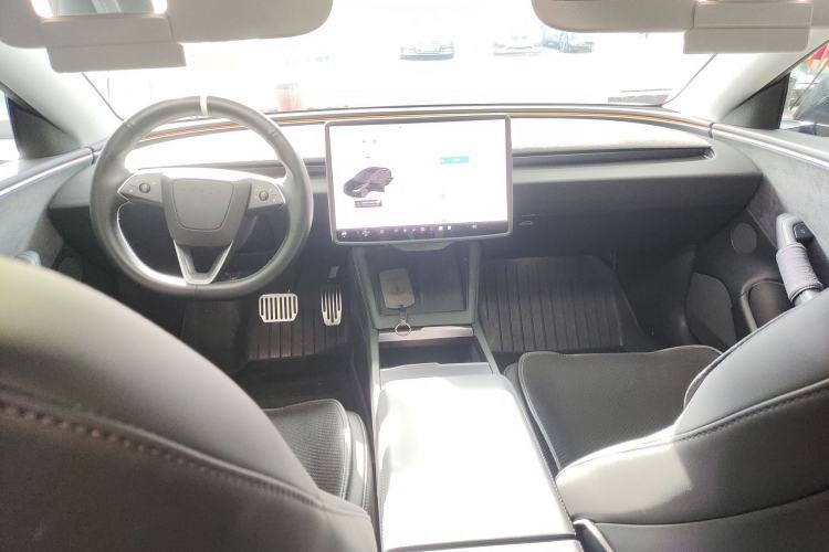 Used Tesla Model 3 2023 Long-Range All-Wheel-Drive Version
