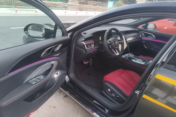 Used Hongqi H6 2025 2.0T ZhiShang Version