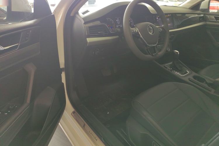 Used Volkswagen Lavida 2021 1.5L Automatic Comfort Edition