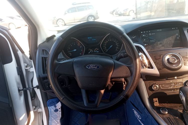 Used Ford Focus 2015 Hatchback 1.6L Automatic Comfort Model
