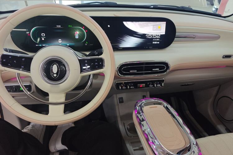 Used ORA Ballet Cat 2022 401 km Nutcracker Edition