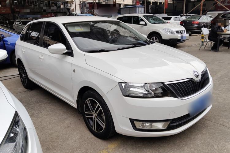Used Skoda Rapid Spaceback 2016 Revised Version 1.6L Manual Front-Drive Edition
