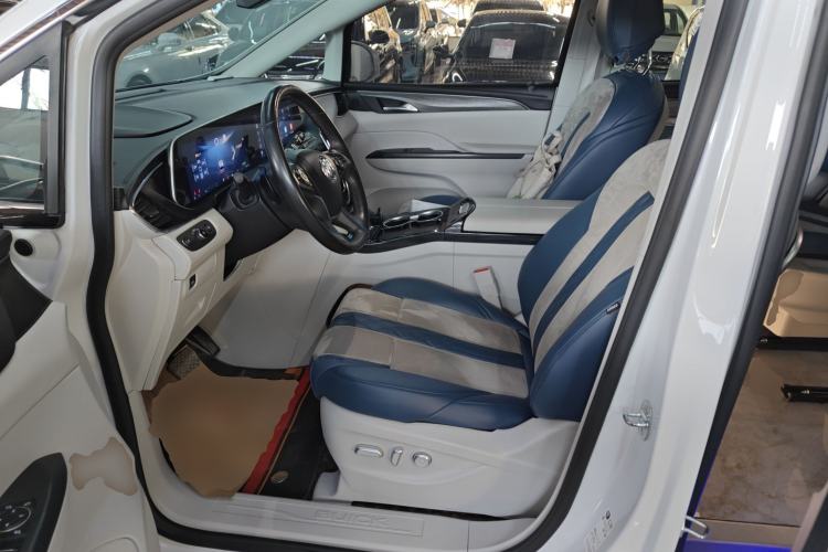 Used Buick GL8 2023 ES Lu Zun Deluxe and Yue Edition
