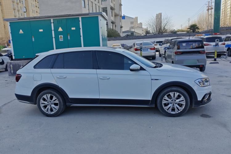 Used Volkswagen C-TREK 2018 230TSI DSG Comfort Model
