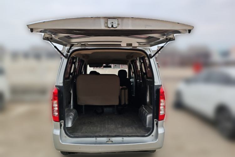 Used Wuling Hongguang V 2019 1.5L Base Version China VI LAR