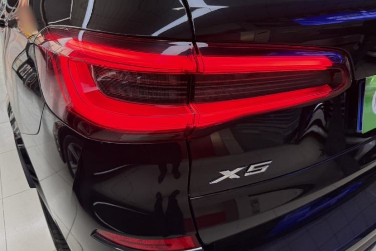 Used BMW X5 (Import) 2019 xDrive40i M Sport Package
