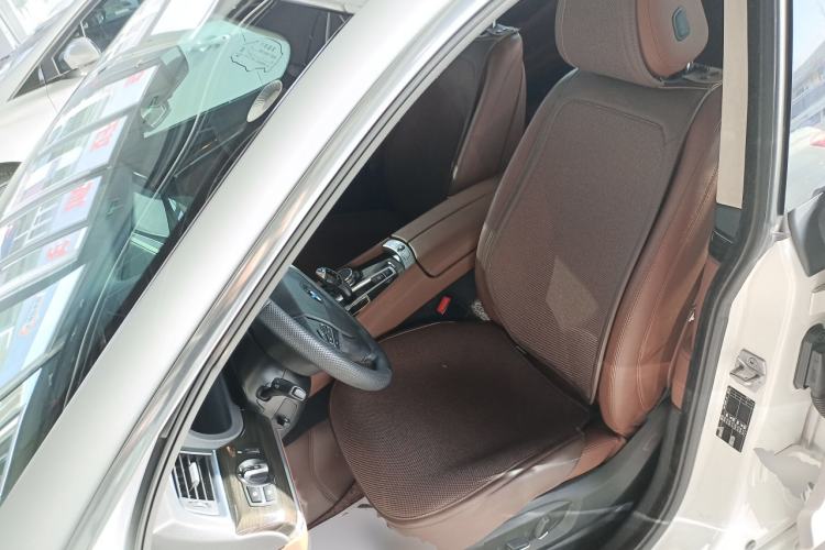 Used BMW 5 Series GT 2017 528i Leading Model
