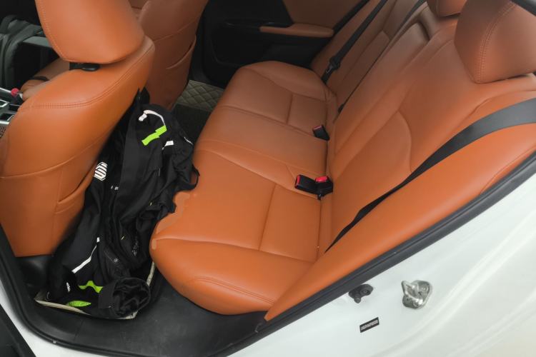 Used Honda Accord 2015 2.0L LX Comfort Edition
