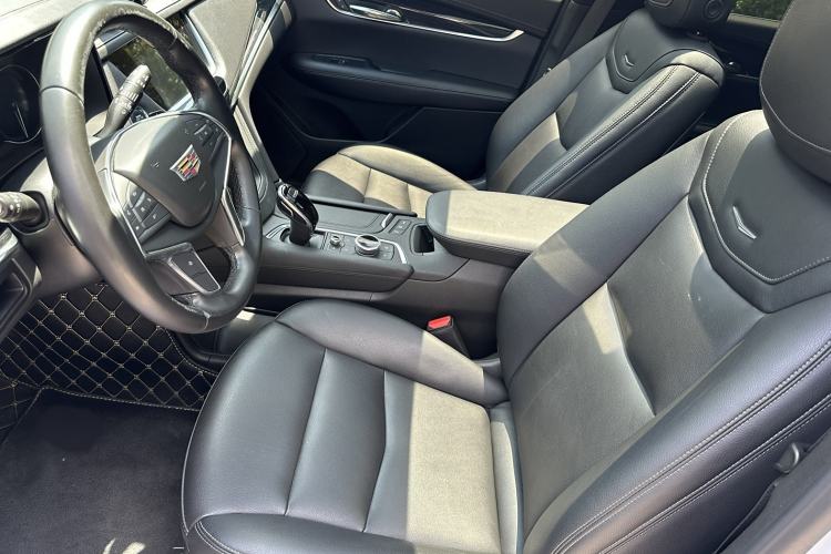 Used Cadillac XT5 2021 2.0T Two-Wheel Drive Luxury Version
