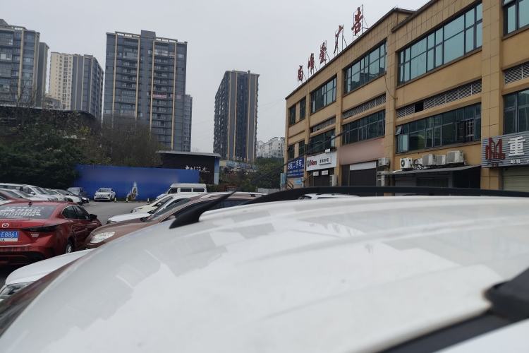 Used HYOSOW H2 2016 H2E 1.5L Elite Model BJ415B
