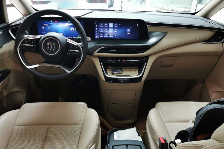 Used Buick GL8 New Energy 2025 Lu Shang Luxury Edition 7-Seater
